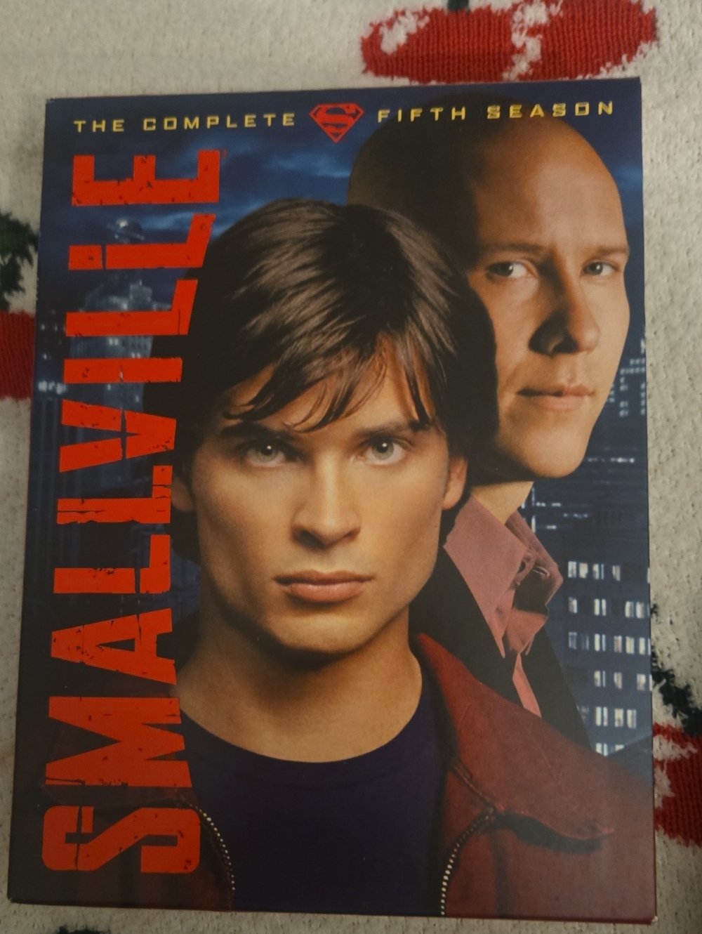 Smallville The Complete Fifth Season DVD - Red & Black Cover